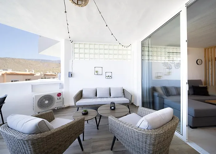 Vista Maravilla 아파트 *